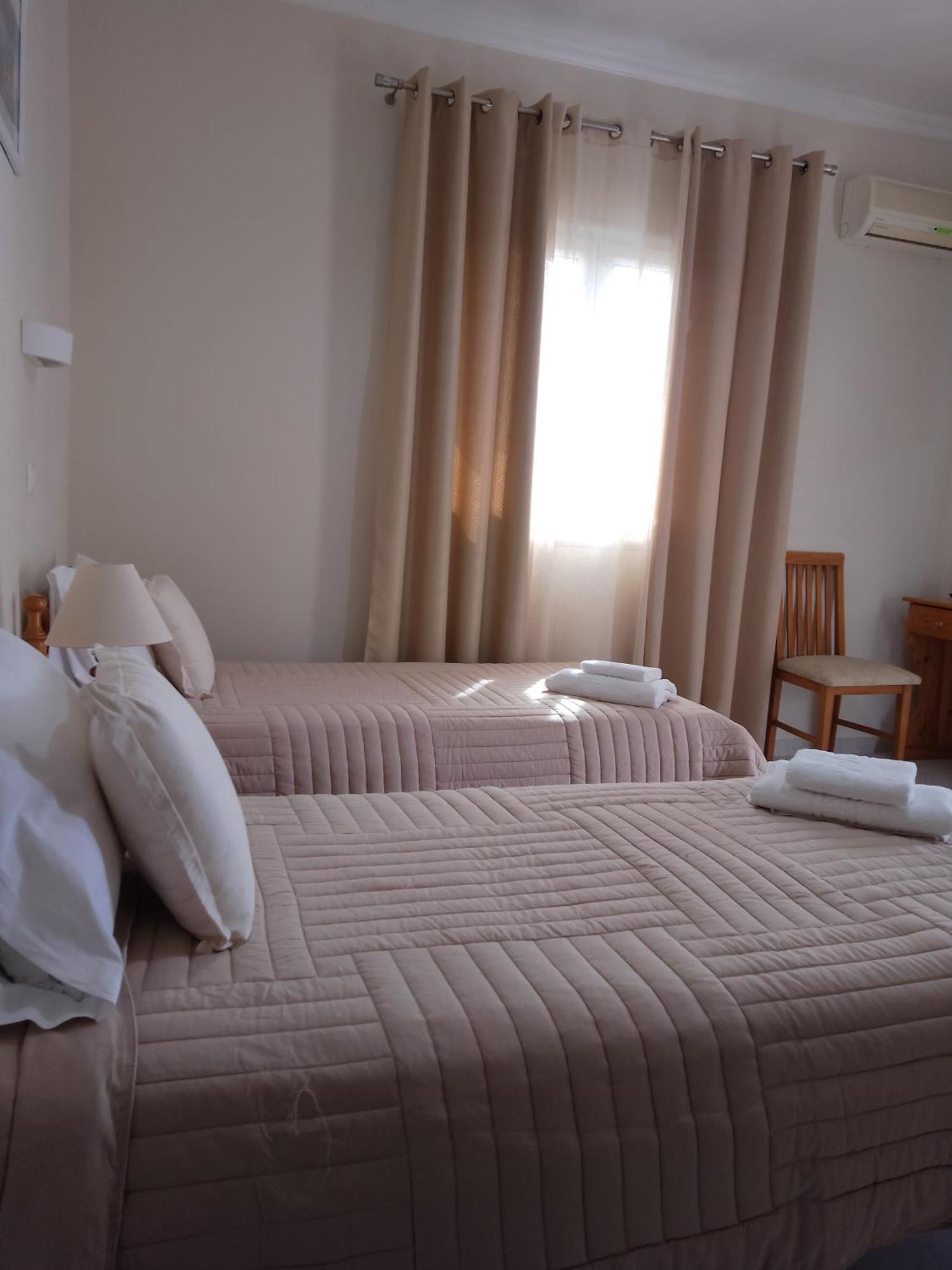 Vicky'S Guesthouse Kavos Bagian luar foto