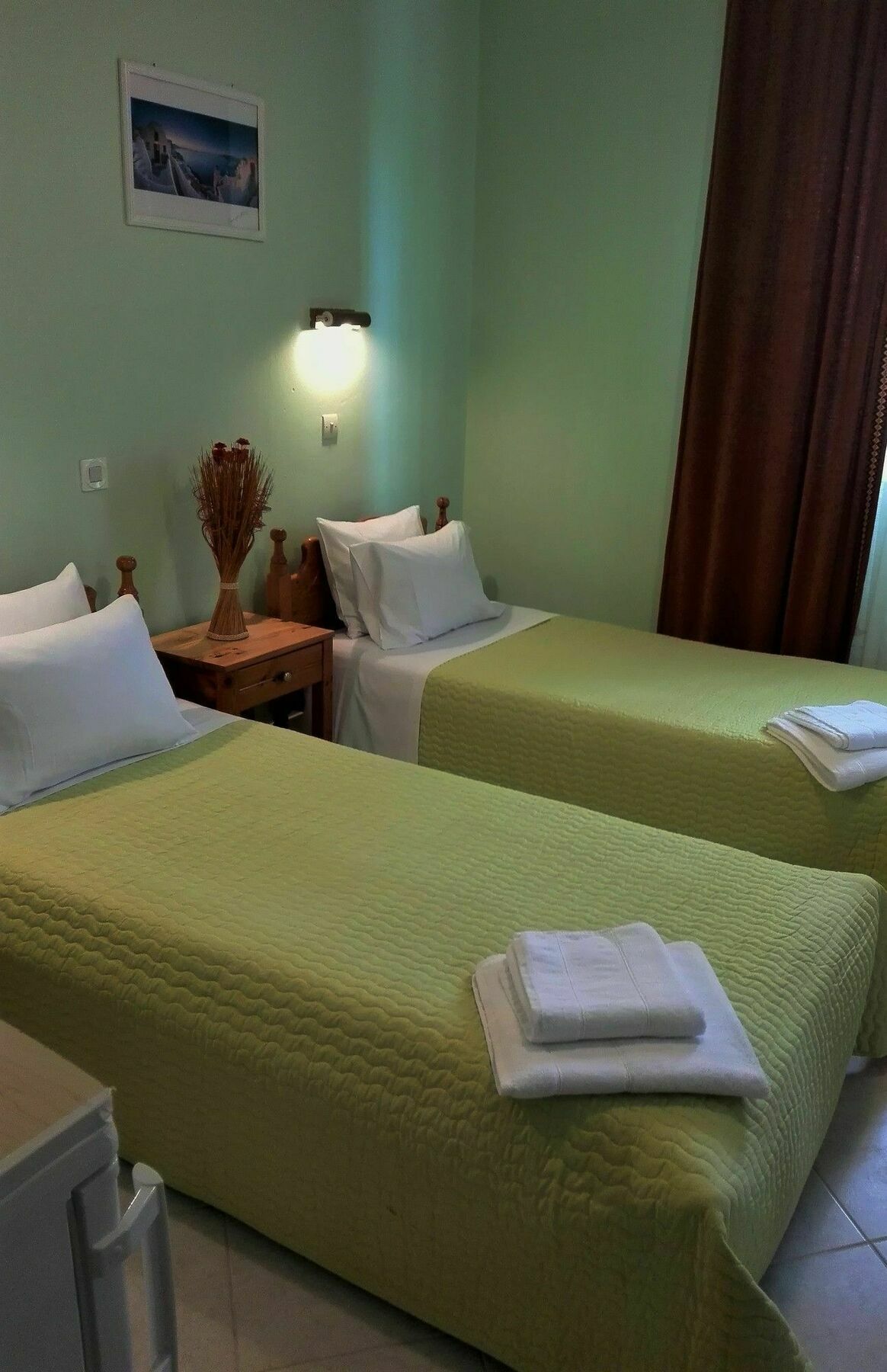 Vicky'S Guesthouse Kavos Bagian luar foto